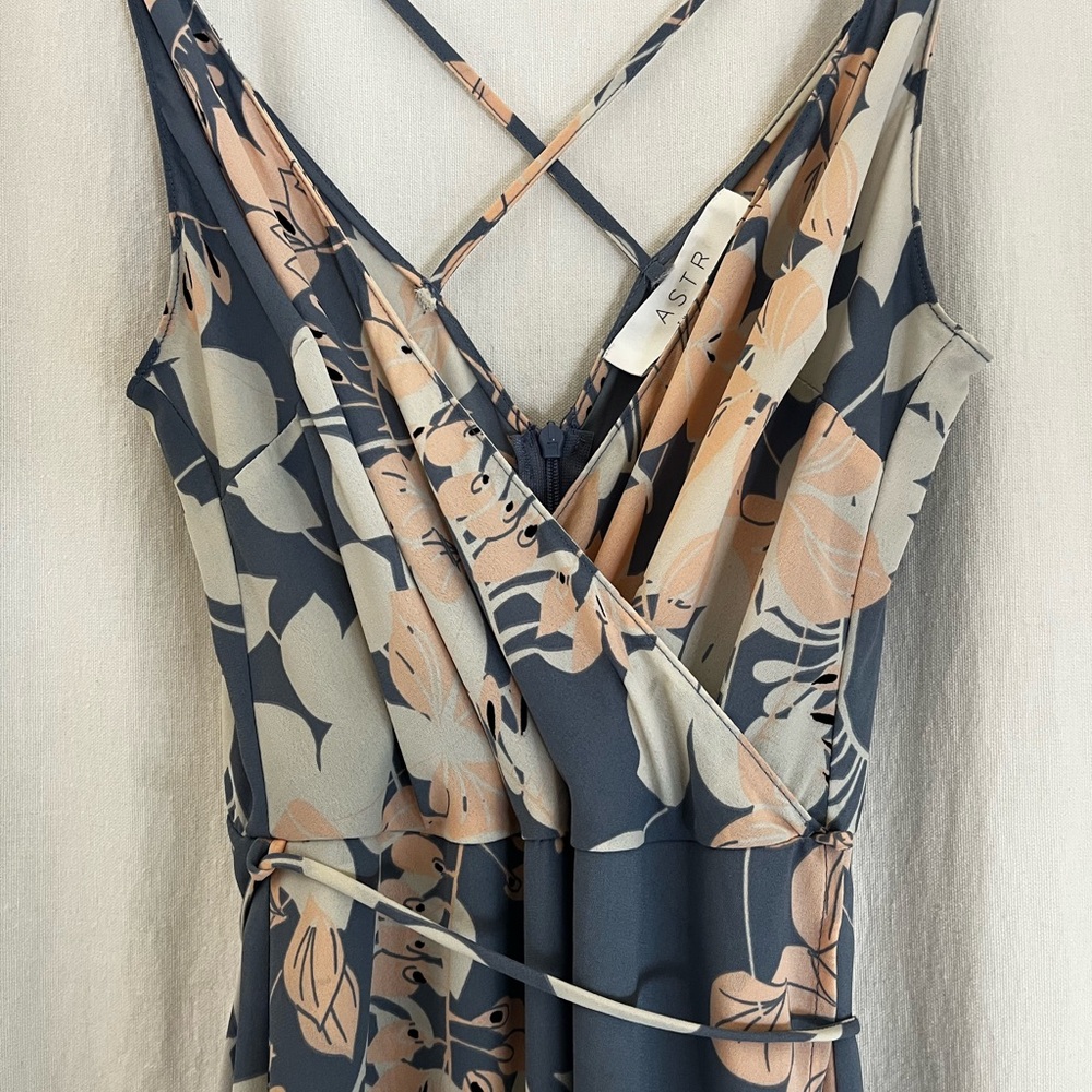 ASTR Blush Blue, Peach, and White Floral Dress